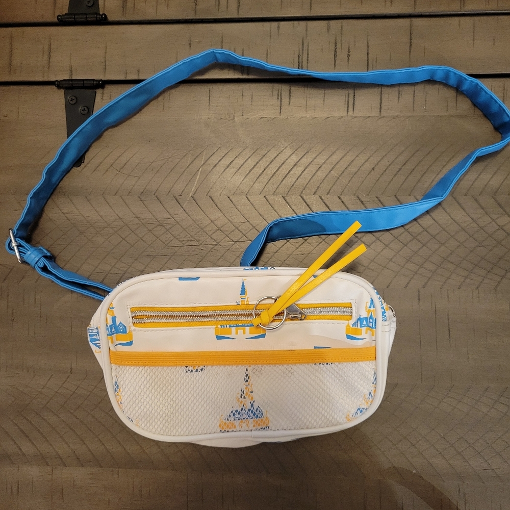 Walt Disney World Adjustable Fanny Pack
